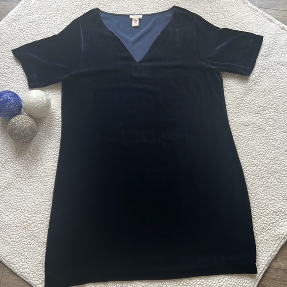 Sundance Navy Blue Velvet Dress - Picture 1 of 7